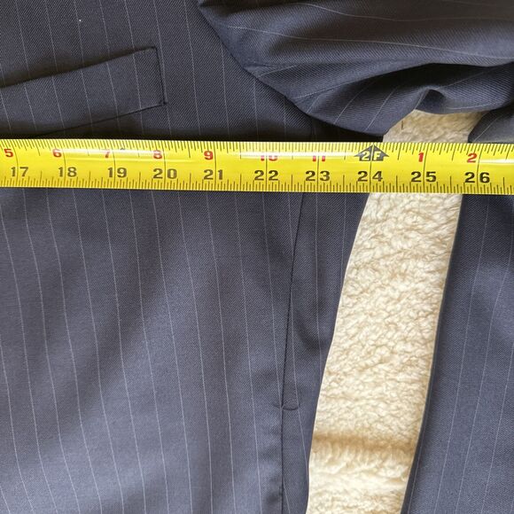 Holland and Sherry Navy Pin Stripe Blazer Jacket Mens 48L - Picture 4 of 14